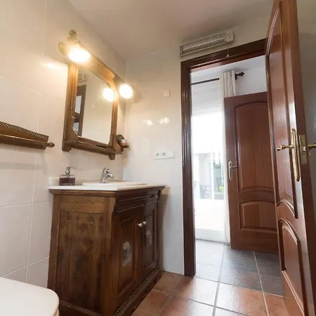 Moonkey - Villa Janos Carrer del Mar